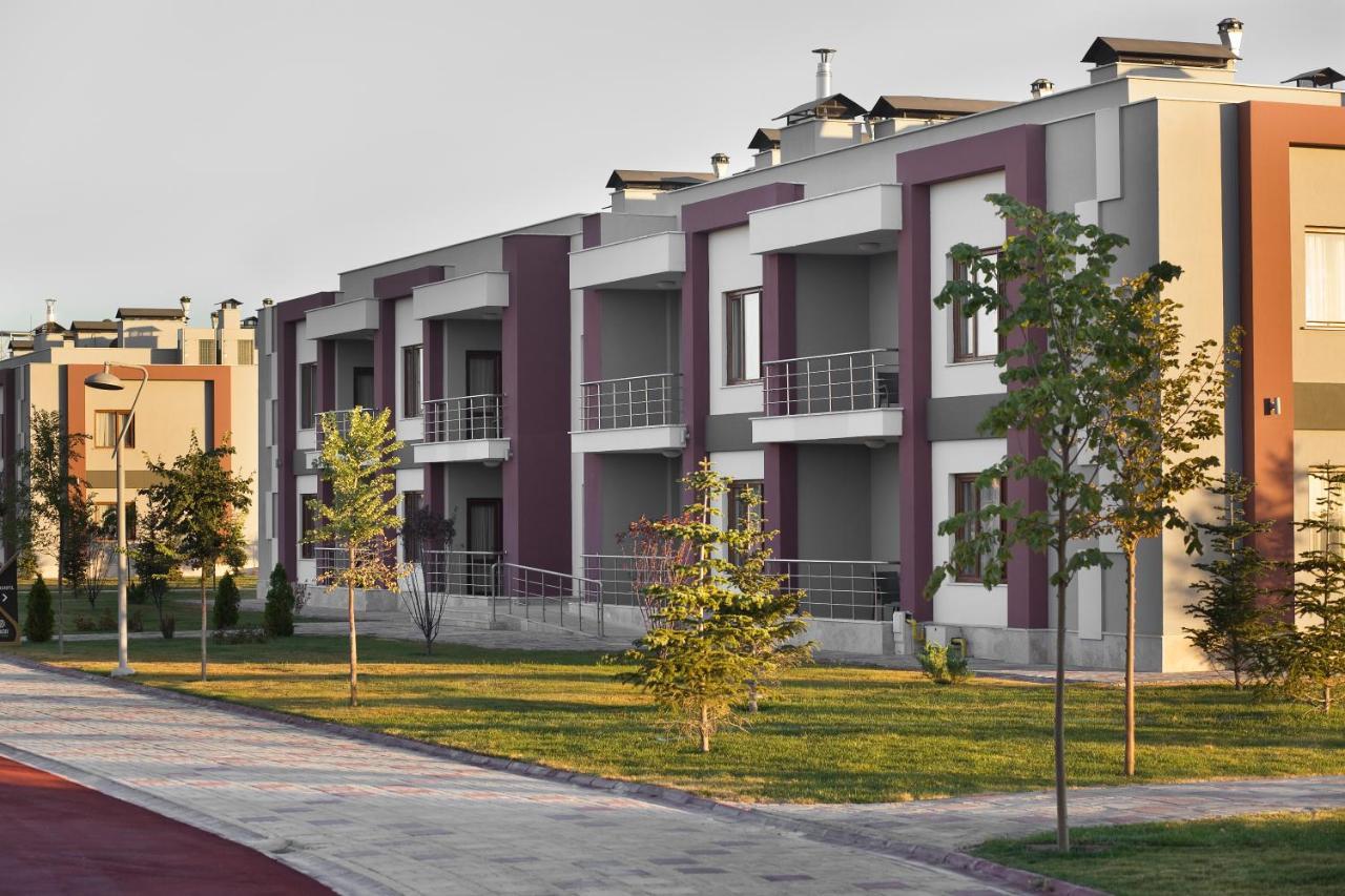 콘야 Karatay Termal Tatil Koyu 아파트 호텔 외부 사진